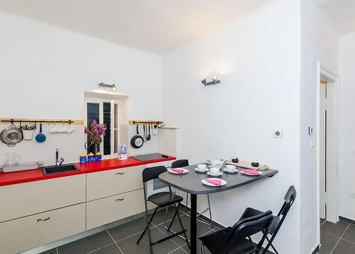 Eos & Vespera Appartement *